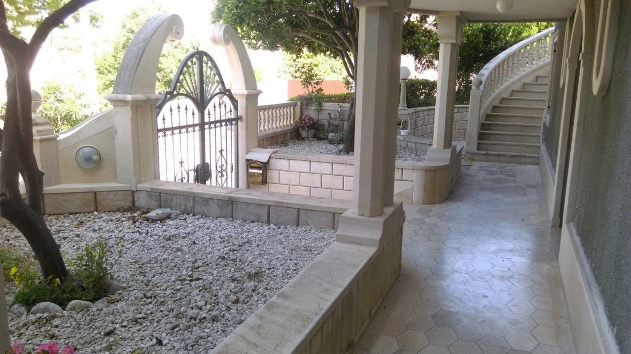 Guest House Marija Sumartin Luaran gambar